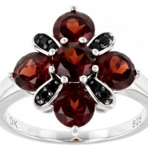 ROUND VERMELHO GARNET W/ 0.14CTW ROUND BLACK SPINEL RHODIUM OVER SILVER Size: 7